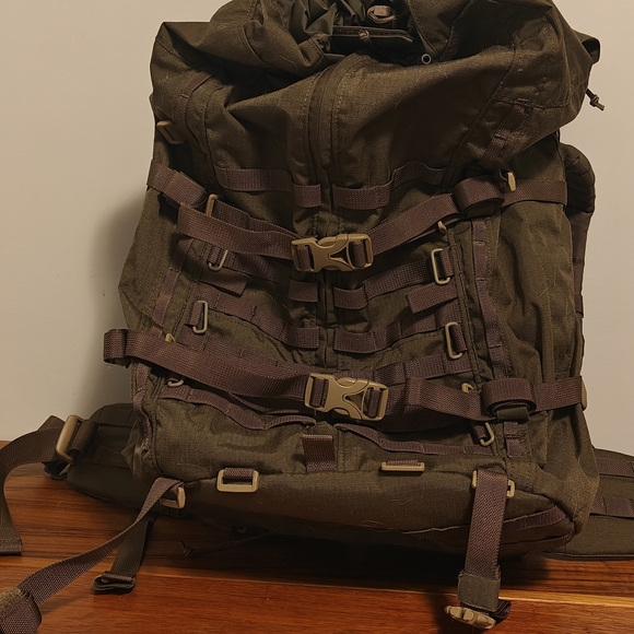 Crossfire CF3 (55-70L) In Ranger Temperate - Picture 10 of 11